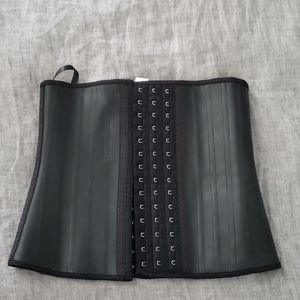 Yianna waist trainer